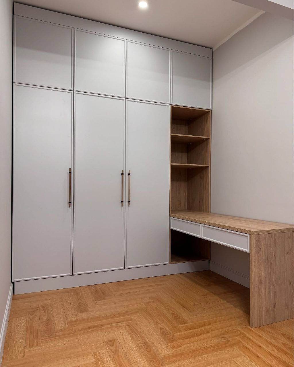 ست کمد، میز تحریر و کتابخانه